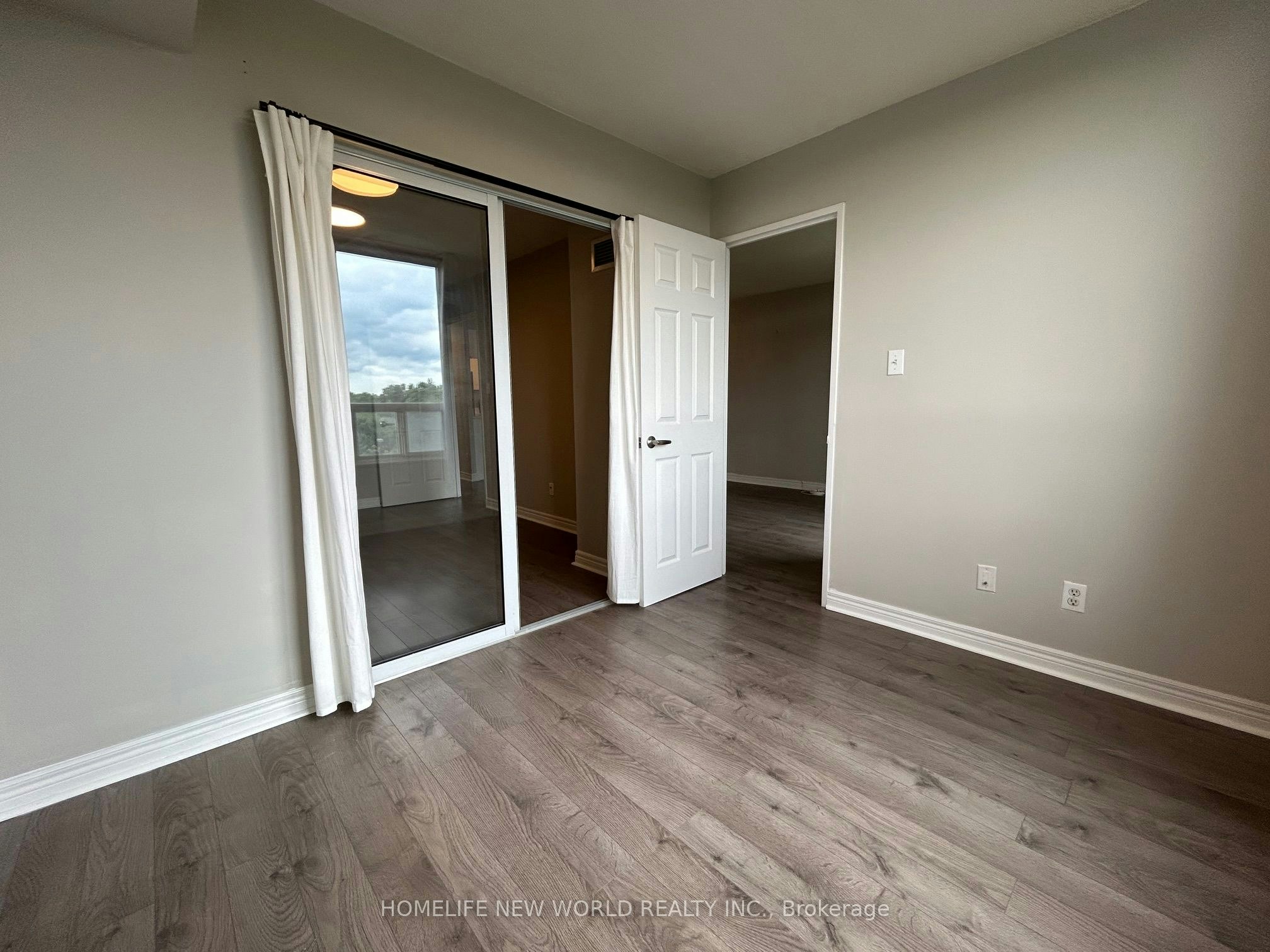 710-28 Empress Avenue, Toronto, ON, M2N 6Z7 - 14