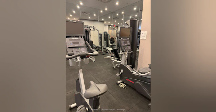 1611-770 Bay Street, Toronto, ON, M5G 0A6 - 11