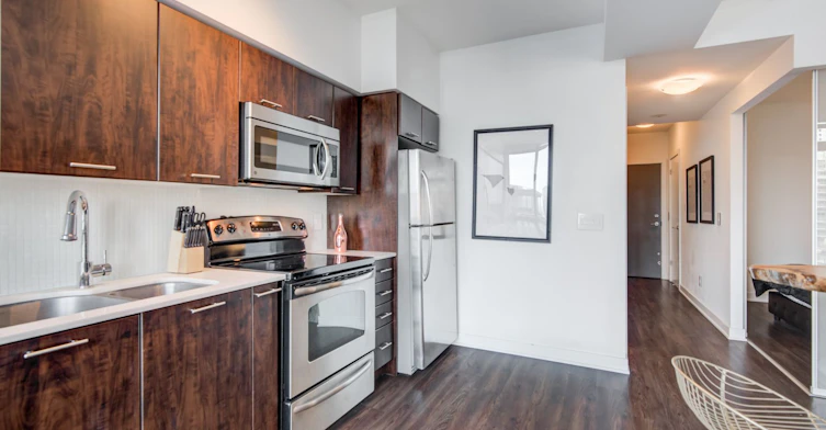 1012-169 Fort York Boulevard, Toronto, ON, M5V 0C8 - 9