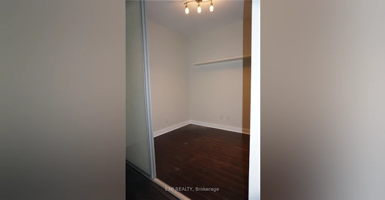 702-38 The Esplanade N/A, Toronto, ON, M5E 1A5 - 15