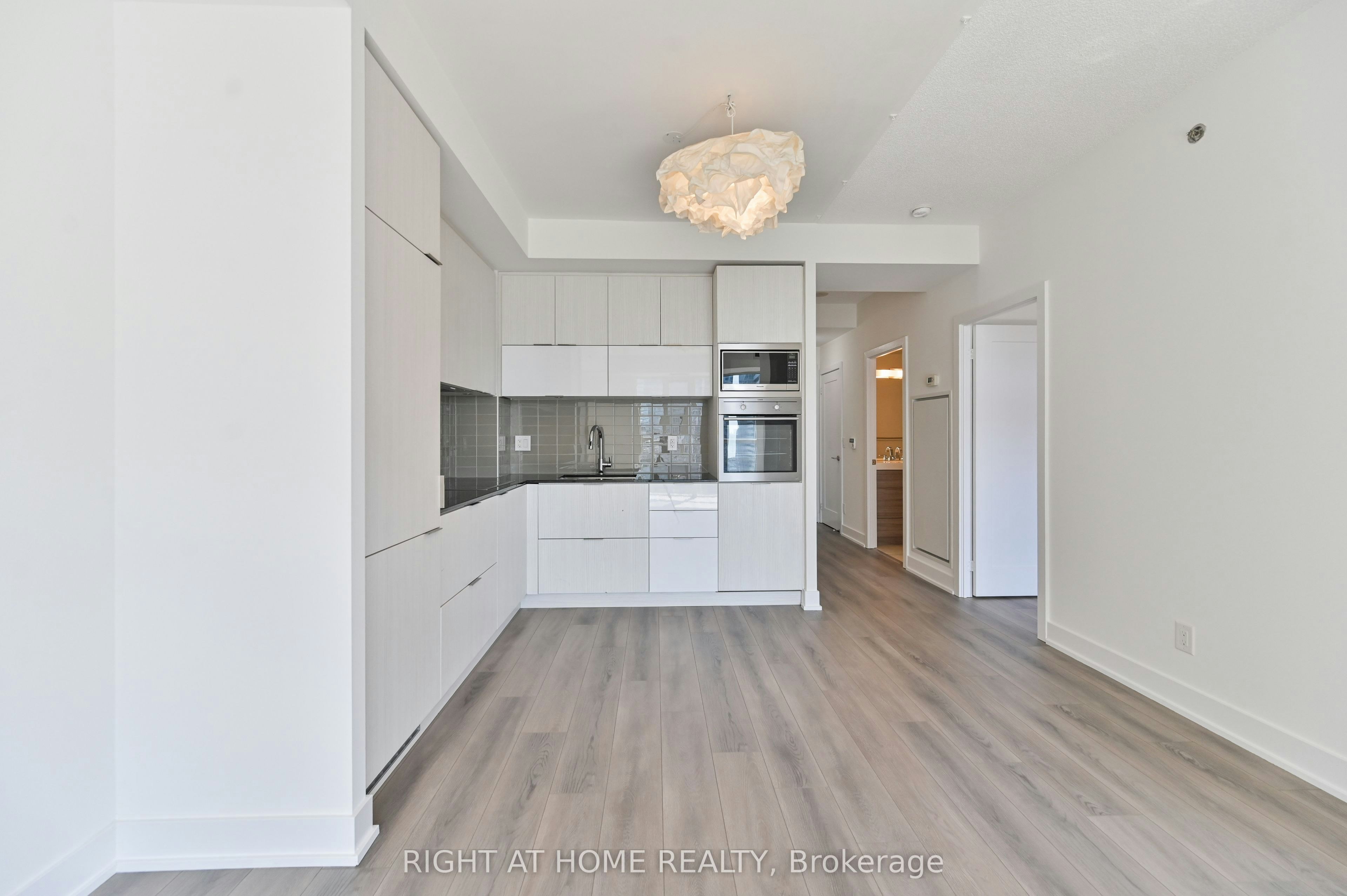 3506-318 Richmond Street W, Toronto, ON, M5V 0B4 - 6