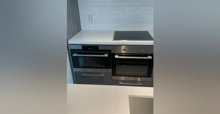 3301-488 University Avenue, Toronto, ON, M5G 0C1 - 20