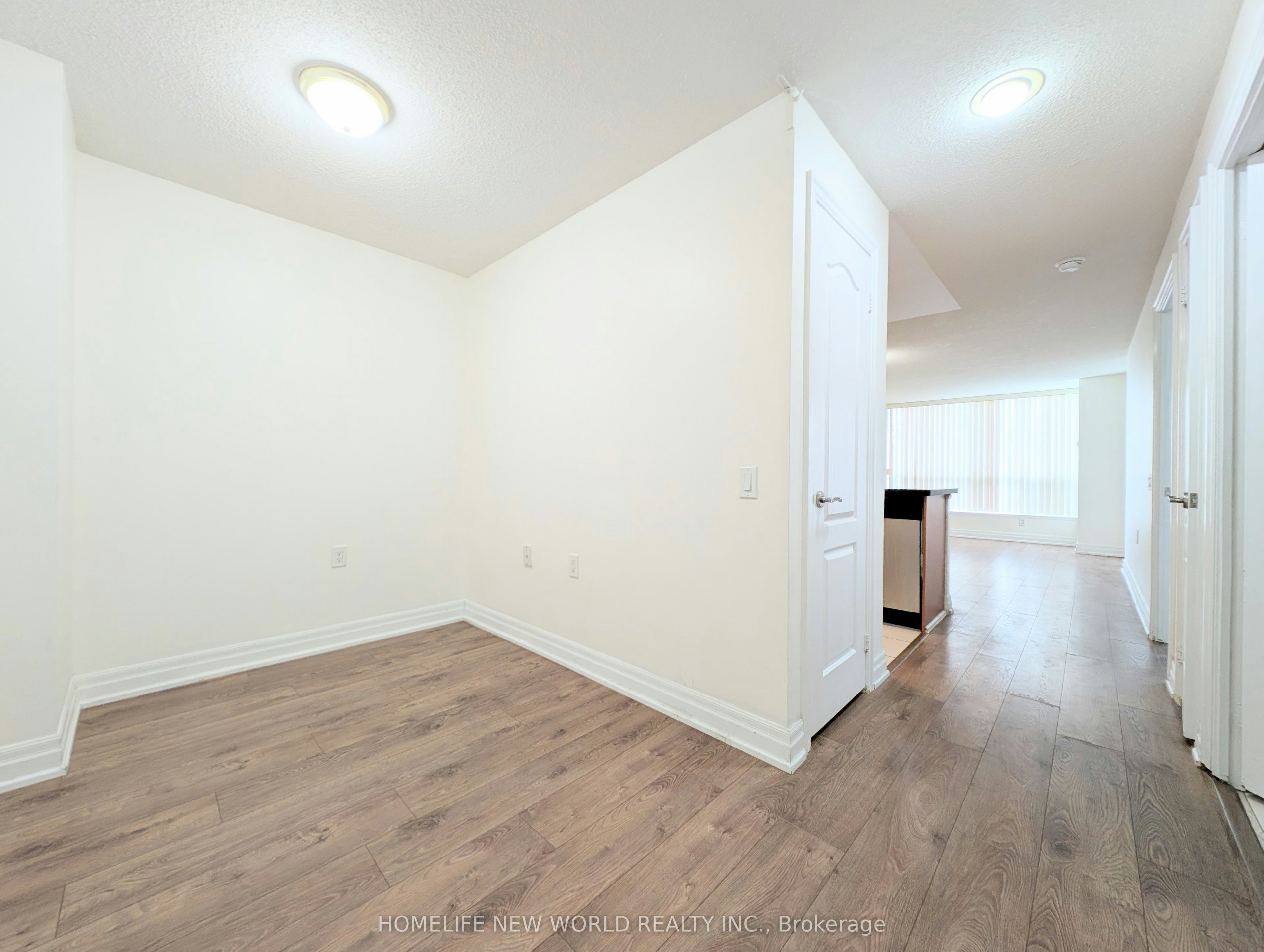 1705-21 Hillcrest Avenue, Toronto, ON, M2N 3N4 - 2