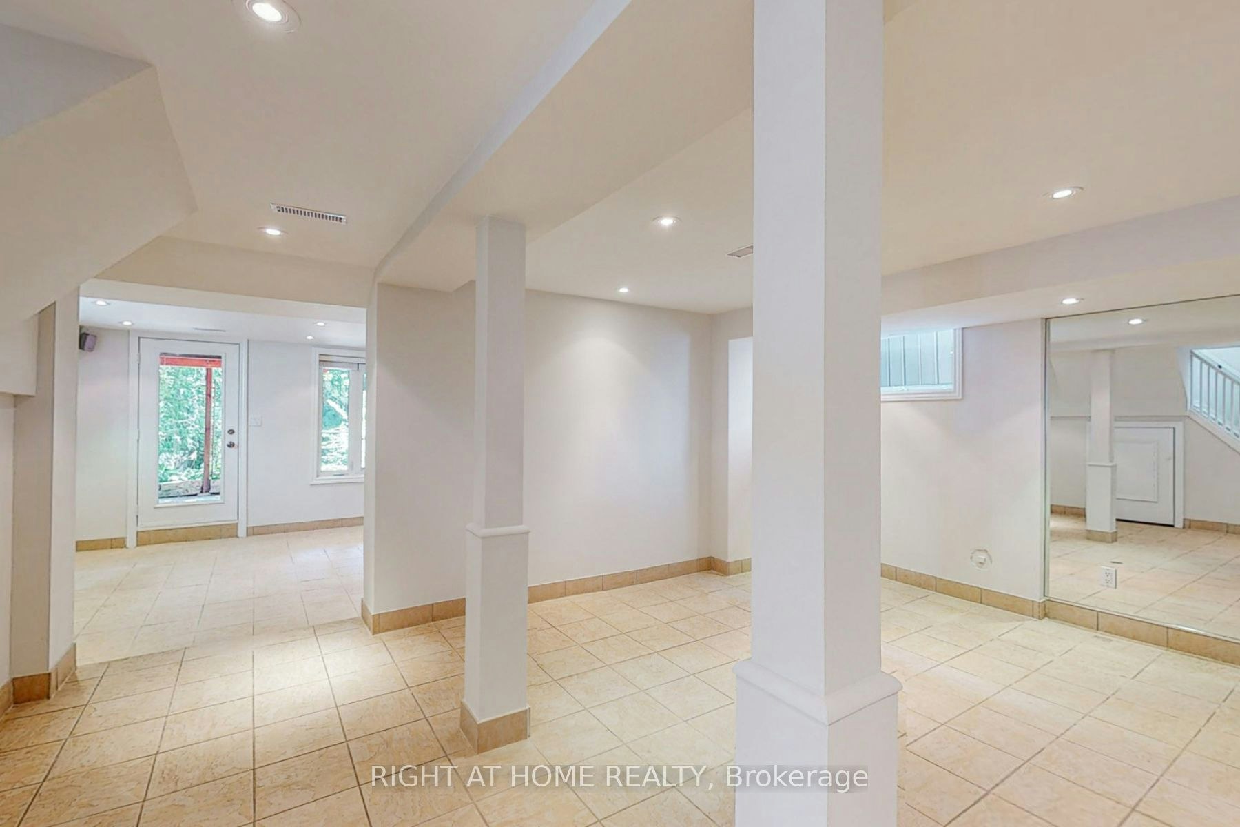 183 Cameron Avenue, Toronto, ON, M2N 1E6 - 22