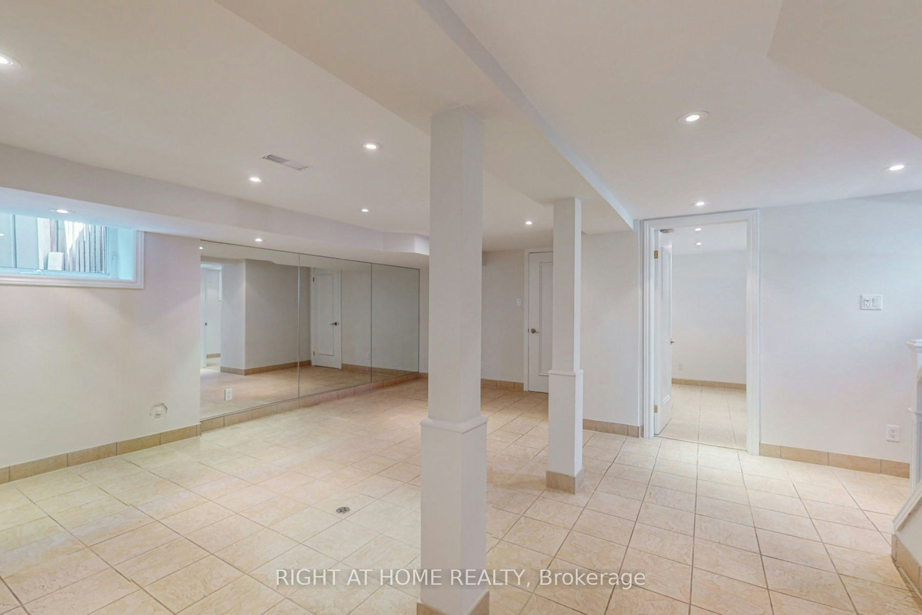 183 Cameron Avenue, Toronto, ON, M2N 1E6 - 23