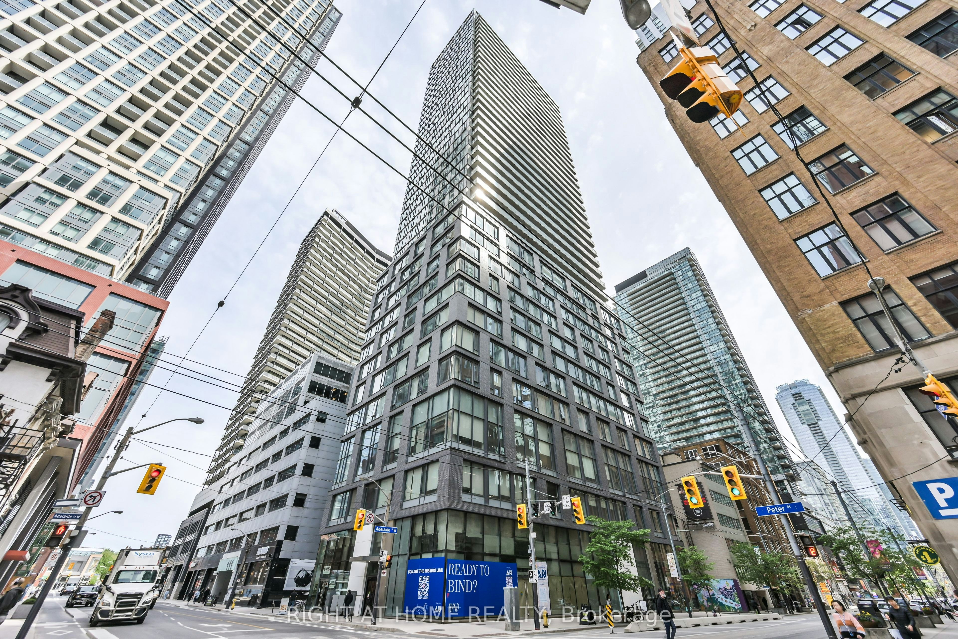 3903-101 Peter Street, Toronto, ON, M5V 2G9