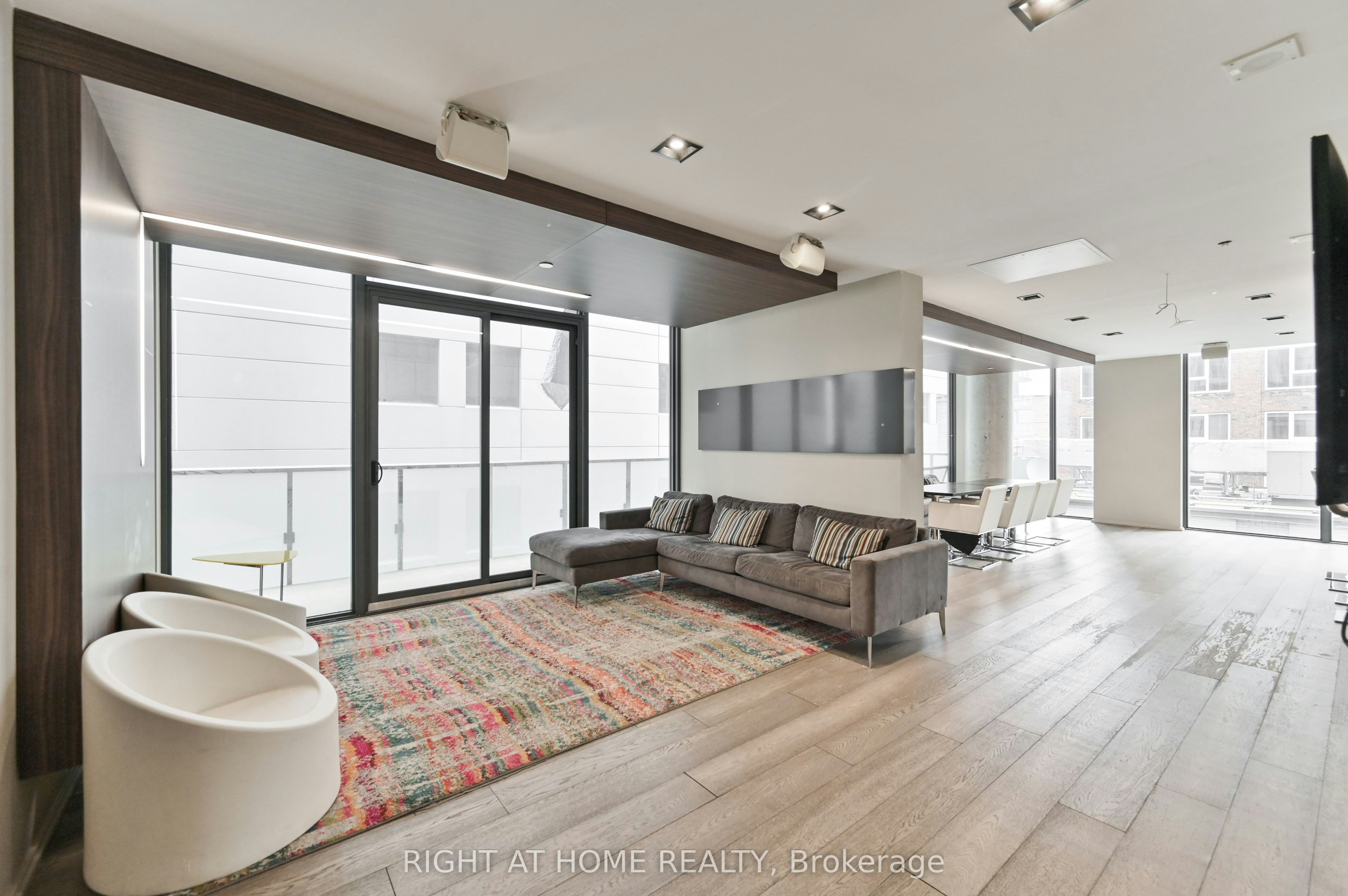 3903-101 Peter Street, Toronto, ON, M5V 2G9 - 24