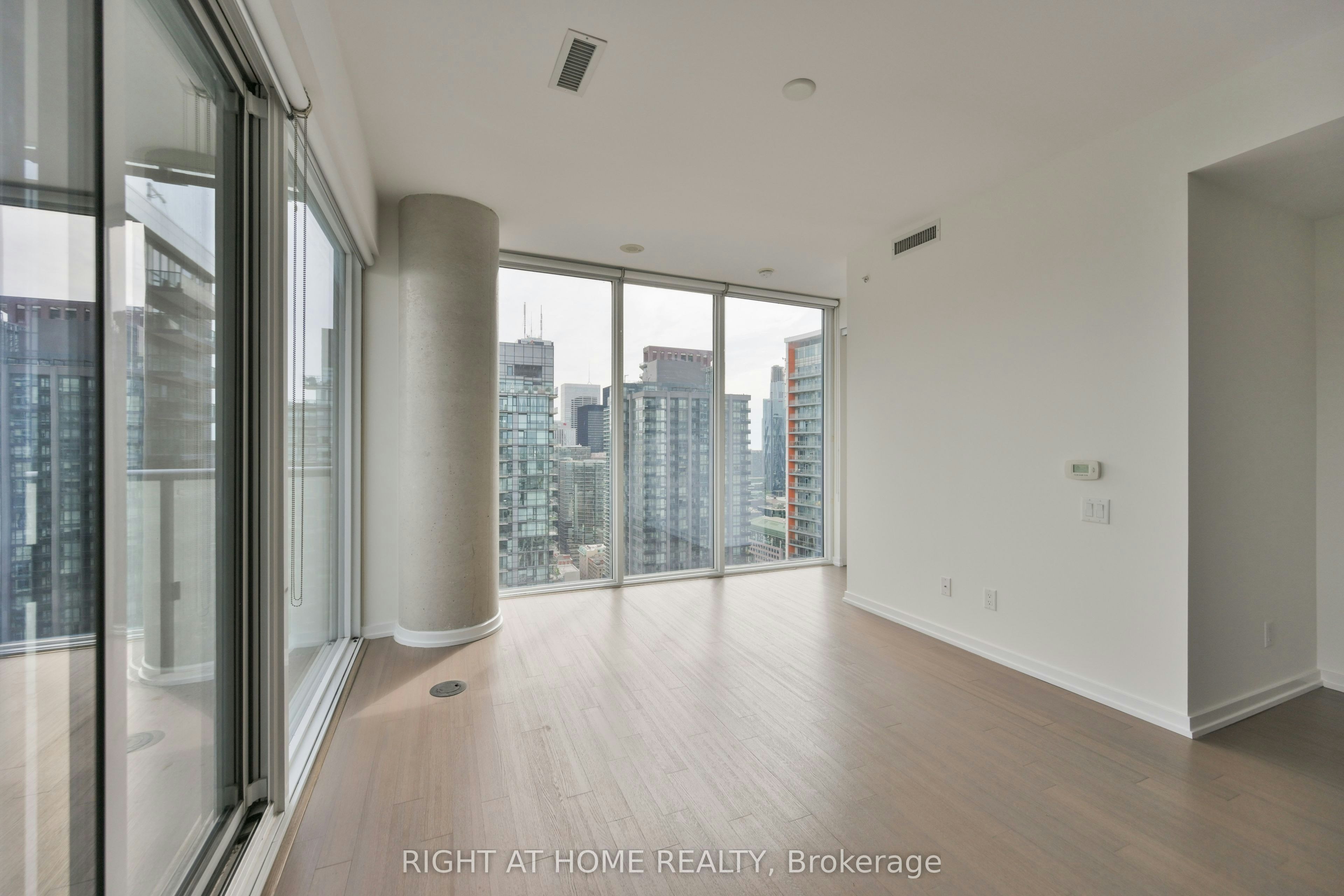 3903-101 Peter Street, Toronto, ON, M5V 2G9 - 8