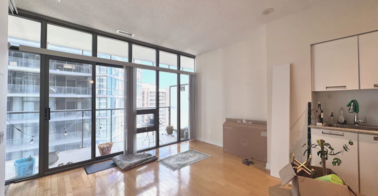 2001-33 Charles Street E, Toronto, ON, M4Y 0A2 - 6