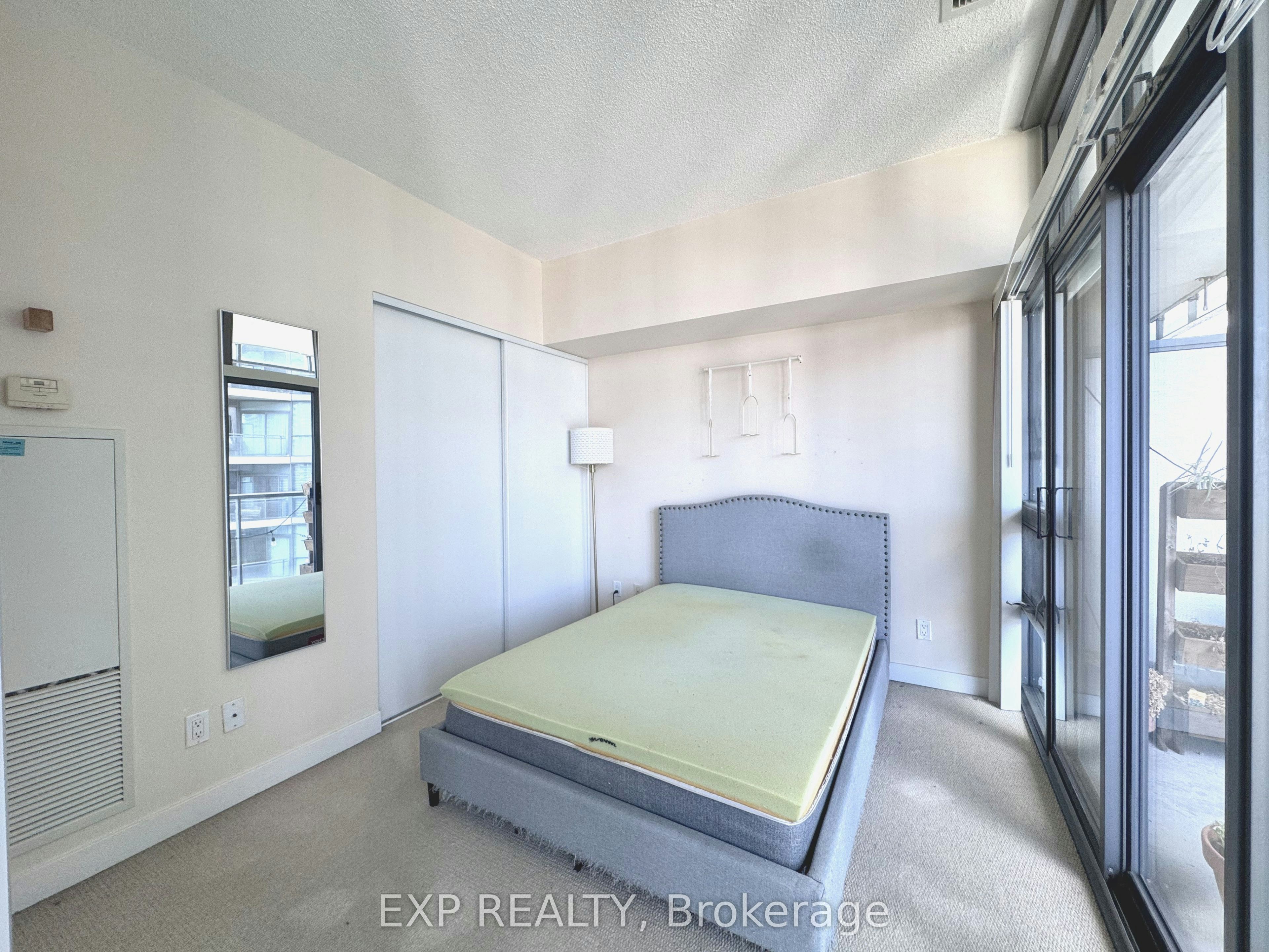 2001-33 Charles Street E, Toronto, ON, M4Y 0A2 - 9