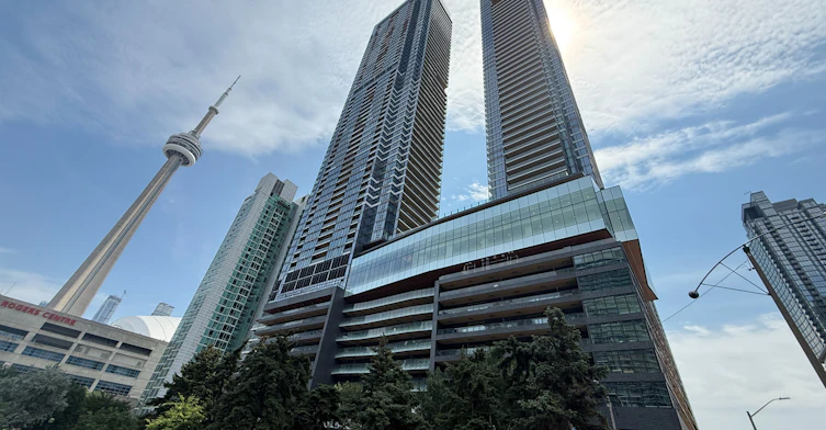 3107-3 Concord Cityplace Way, Toronto, ON, M5V 0X4
