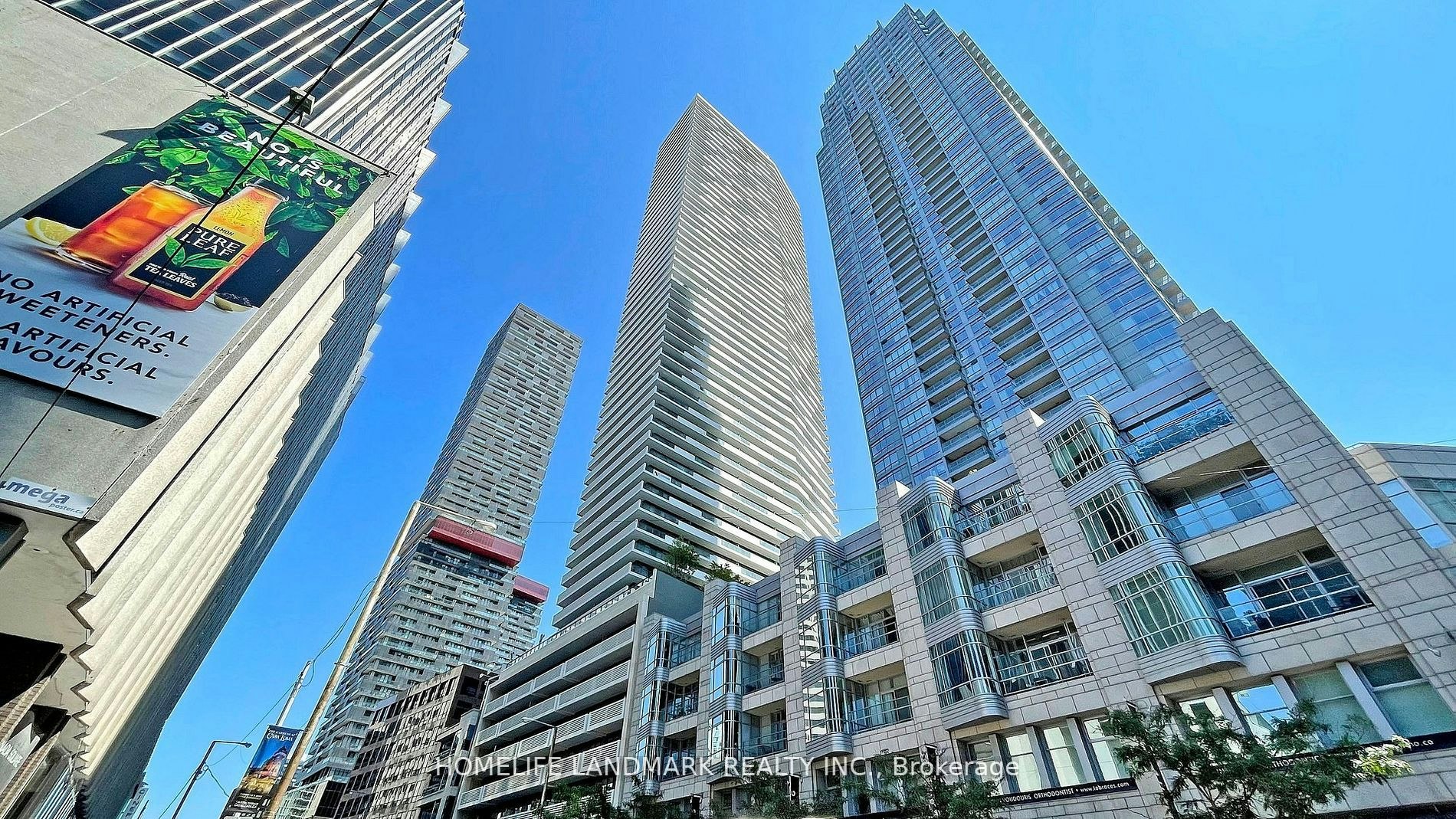 3304-2221 Yonge Street, Toronto, ON, M4S 2B4
