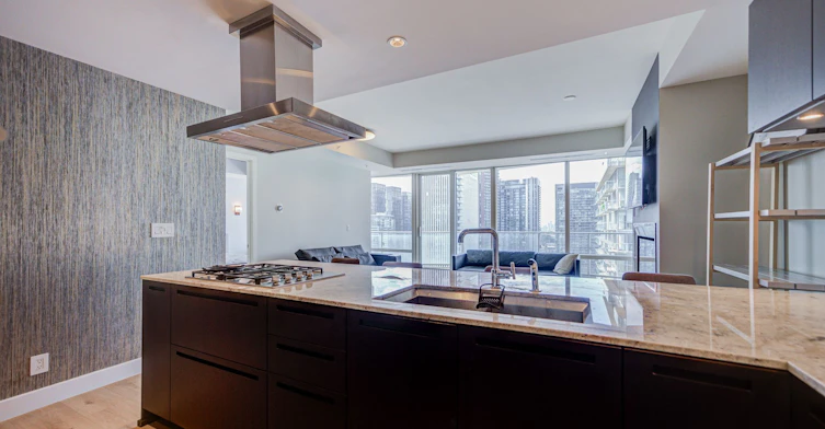 3103-180 University Avenue, Toronto, ON, M5H 0A2