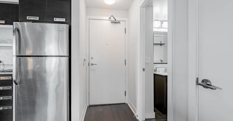 907-100 Western Battery Road, Toronto, ON, M6K 3S2 - 3