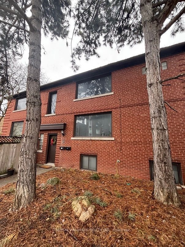 97 Oriole Parkway, Toronto, ON, M5P 2G7
