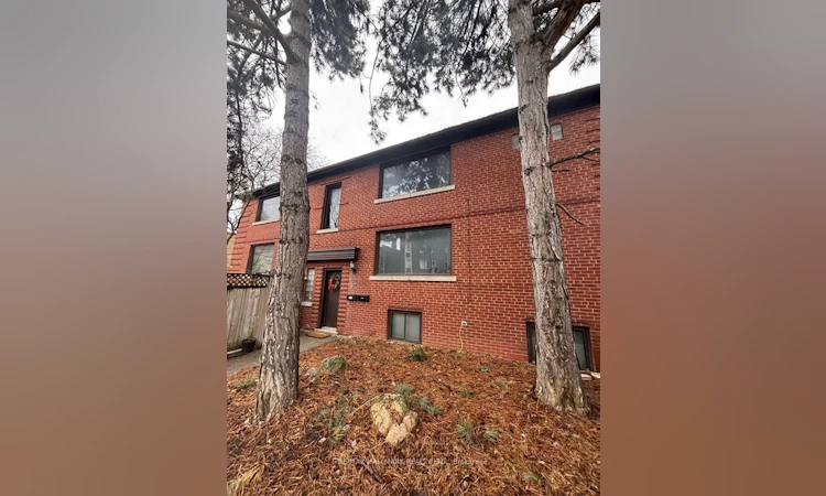 97 Oriole Parkway
