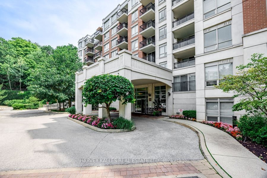 317-38 William Carson Crescent, Toronto, ON, M2P 2H2