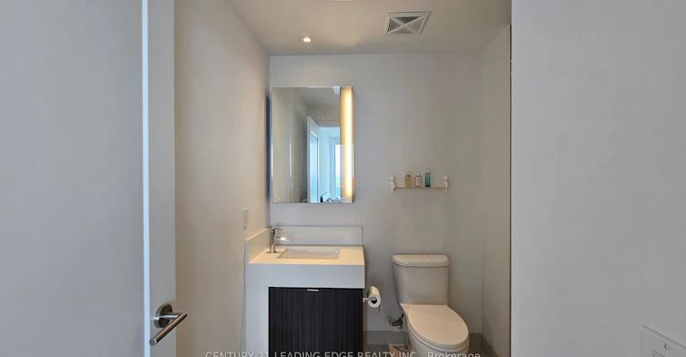 5407-10 York Street, Toronto, ON, M5J 0E1 - 15