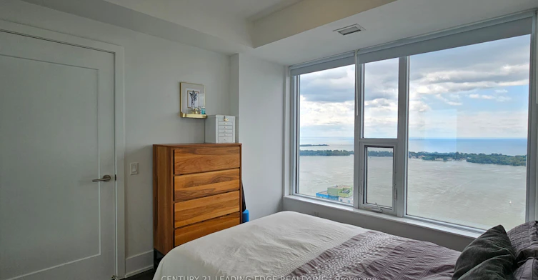 5407-10 York Street, Toronto, ON, M5J 0E1 - 12