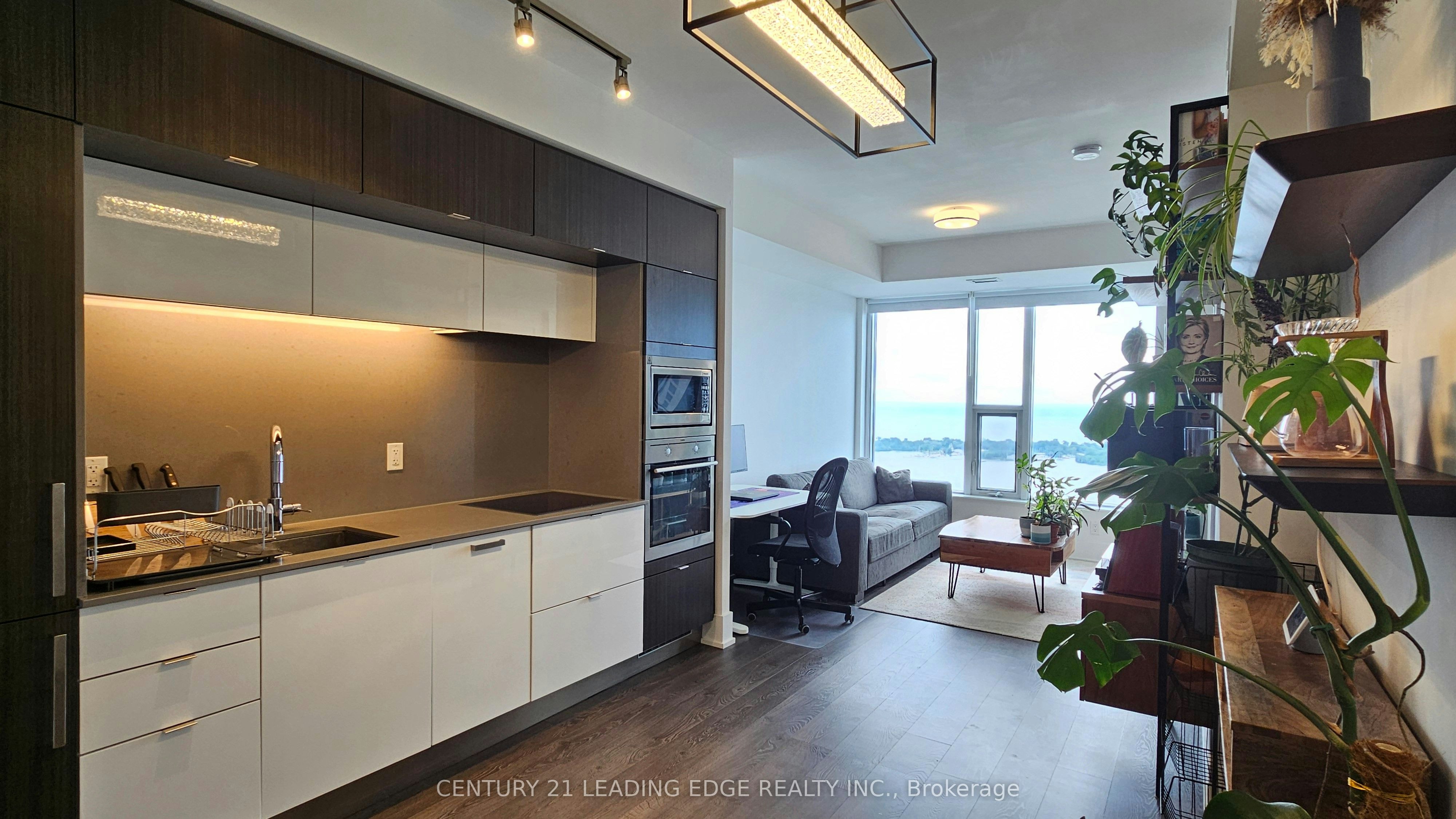 5407-10 York Street, Toronto, ON, M5J 0E1 - 7