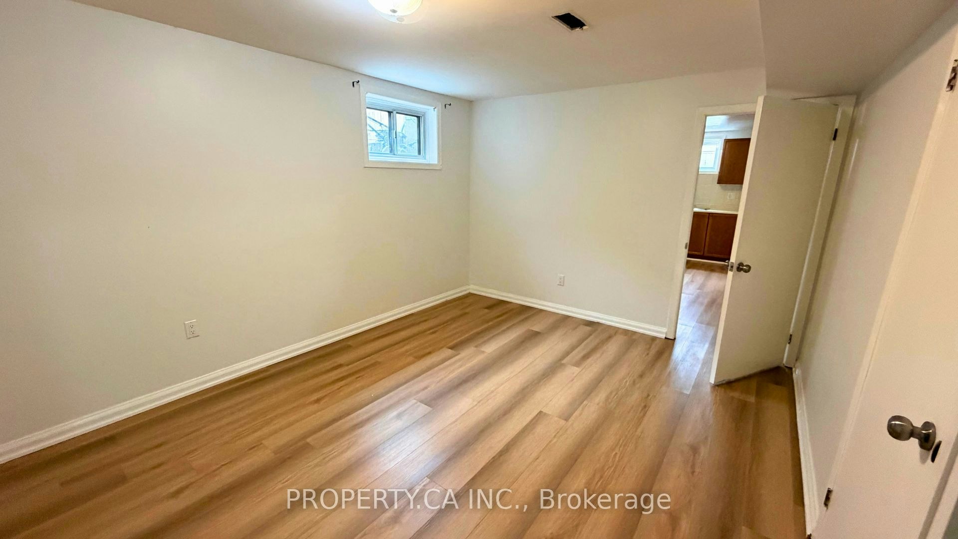 Lower Level-46 Hove Street, Toronto, ON, M3H 4Y9 - 10
