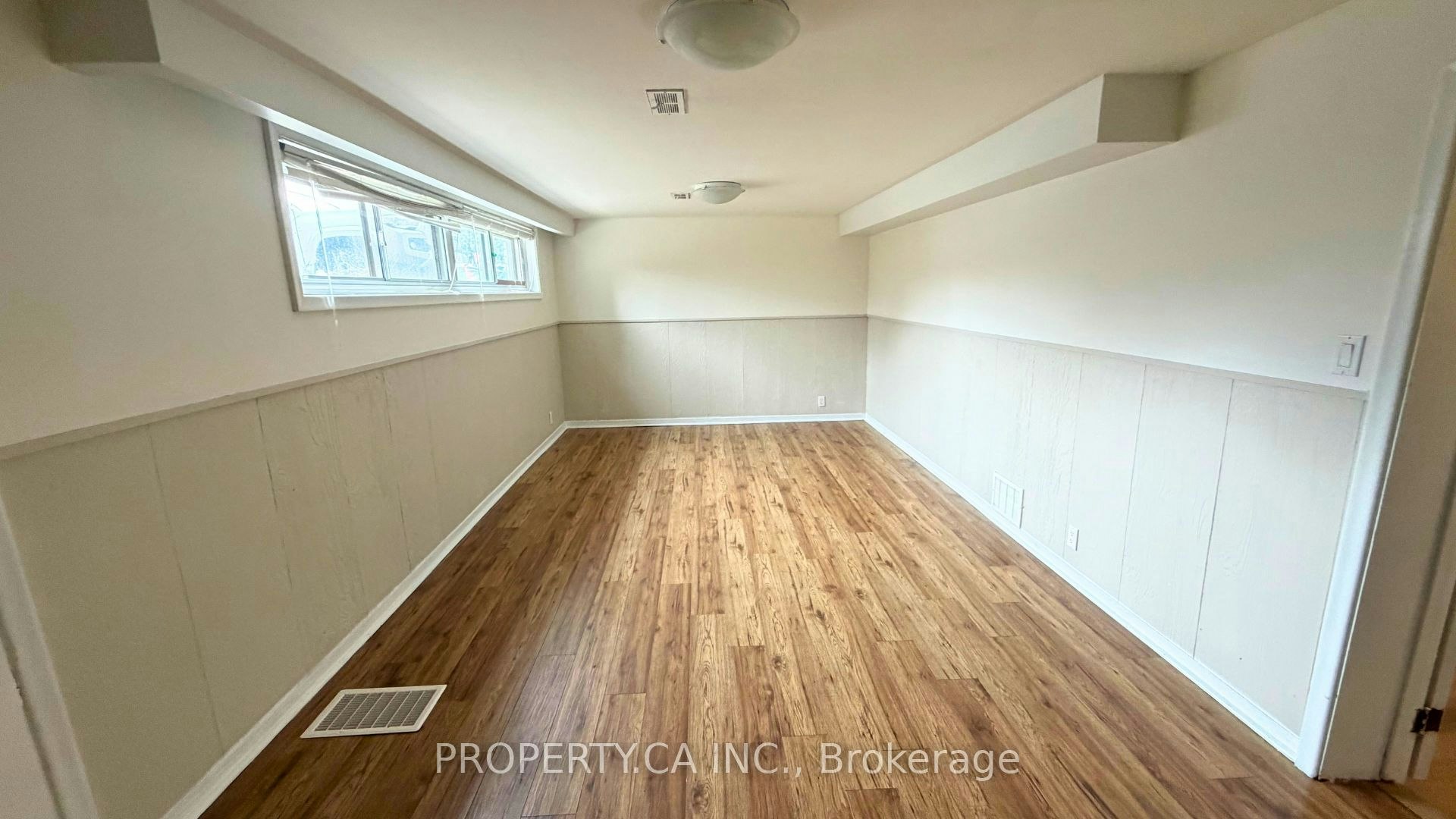 Lower Level-46 Hove Street, Toronto, ON, M3H 4Y9 - 7