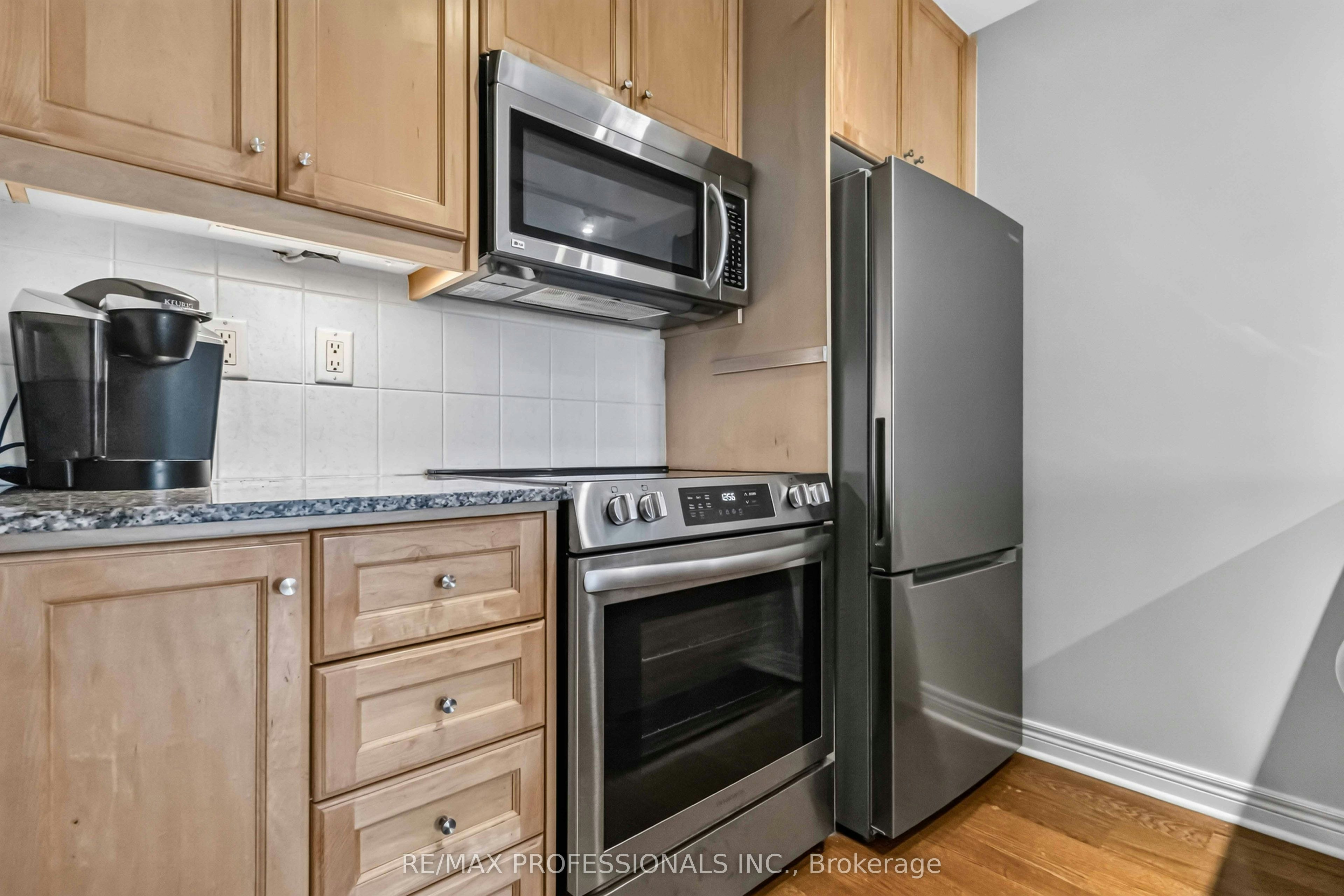 601-100 Hayden Street, Toronto, ON, M4Y 3C7 - 7