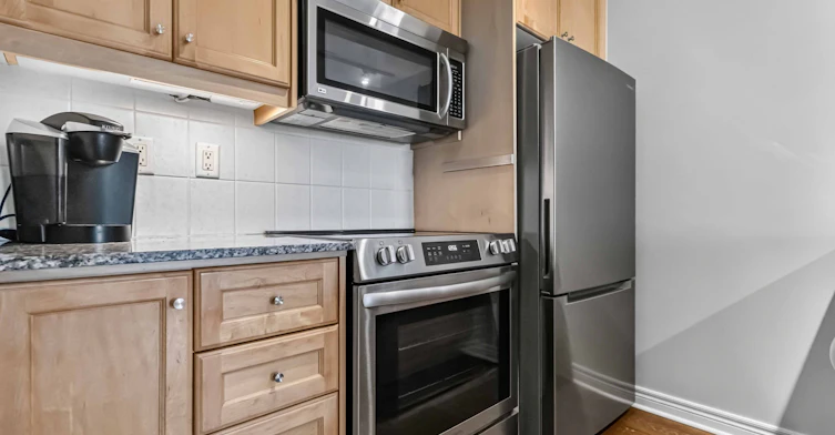 601-100 Hayden Street, Toronto, ON, M4Y 3C7 - 7