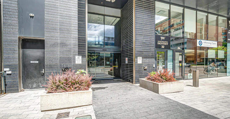 3208-28 Wellesley Street E, Toronto, ON, M4Y 0C4 - 2
