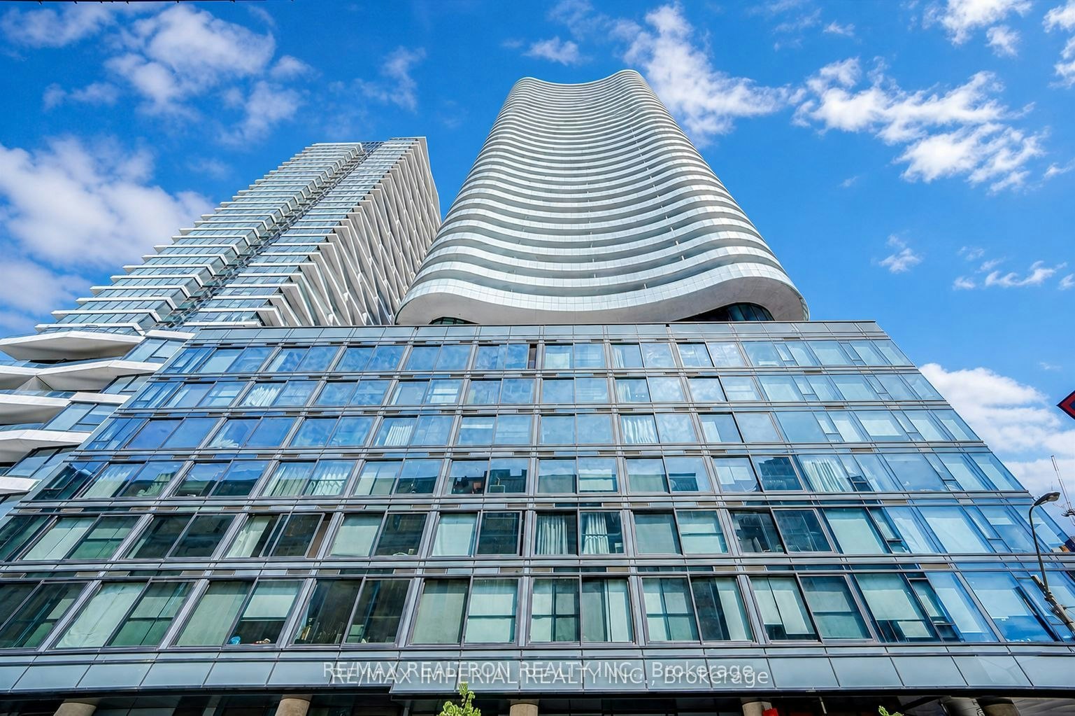 3207-403 Church Street, Toronto, ON, M4Y 2C2
