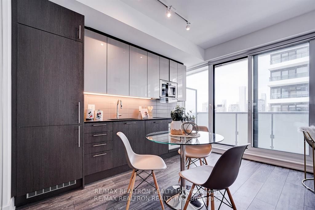 3207-403 Church Street, Toronto, ON, M4Y 2C2 - 12