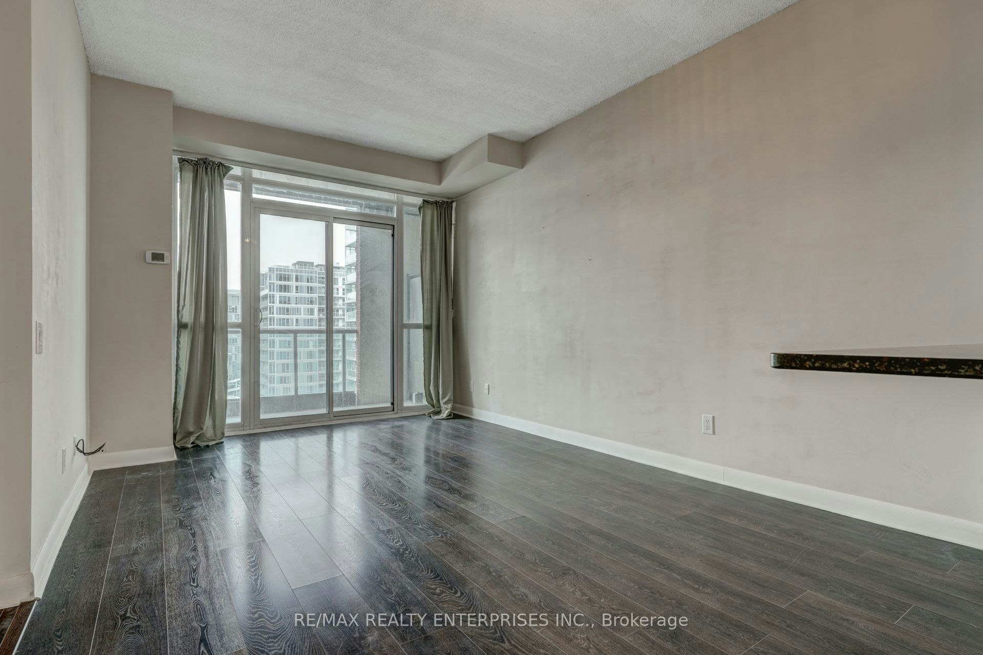 1015-525 Wilson Avenue, Toronto, ON, M3H 0A7 - 5
