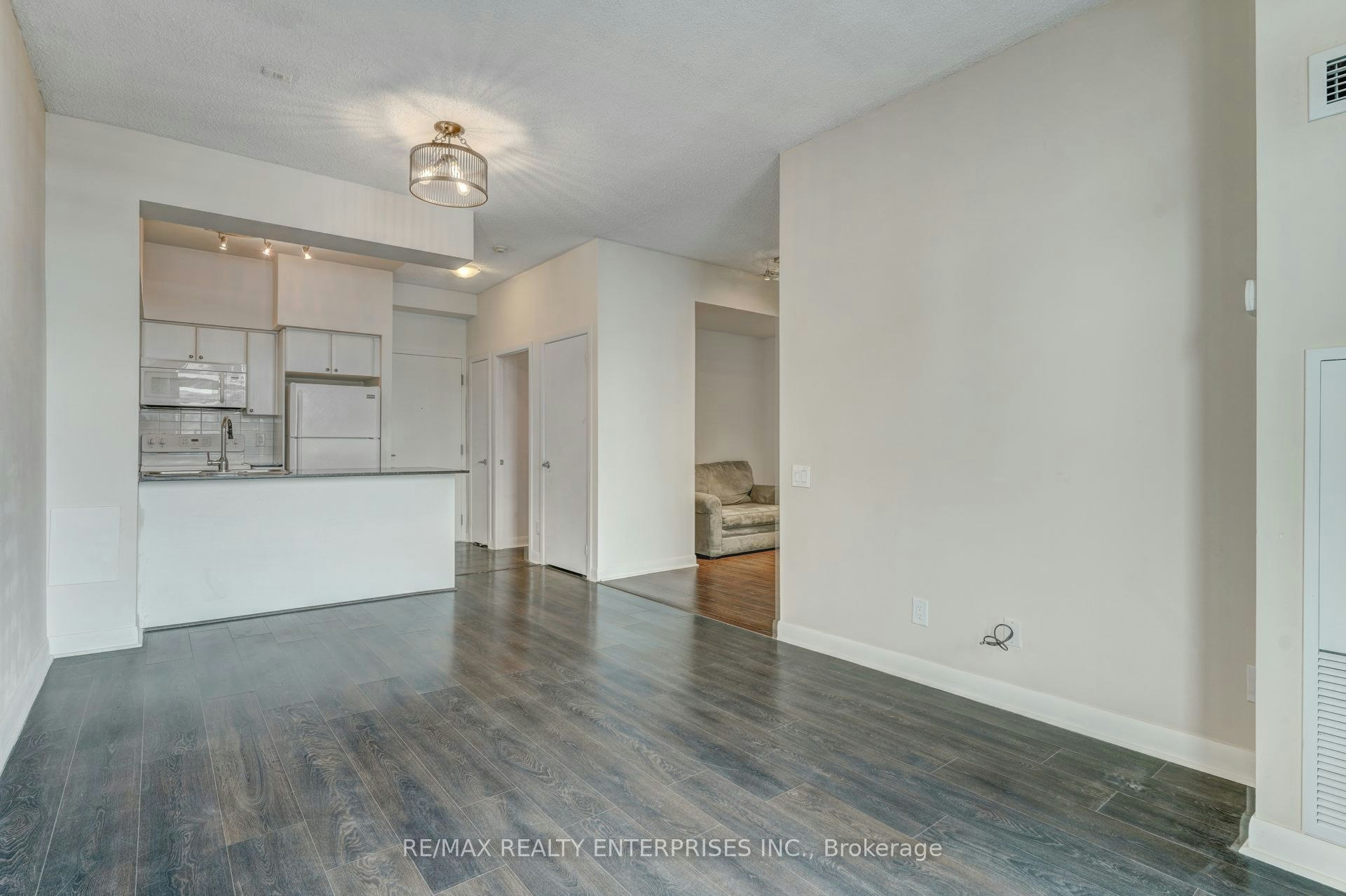 1015-525 Wilson Avenue, Toronto, ON, M3H 0A7 - 6