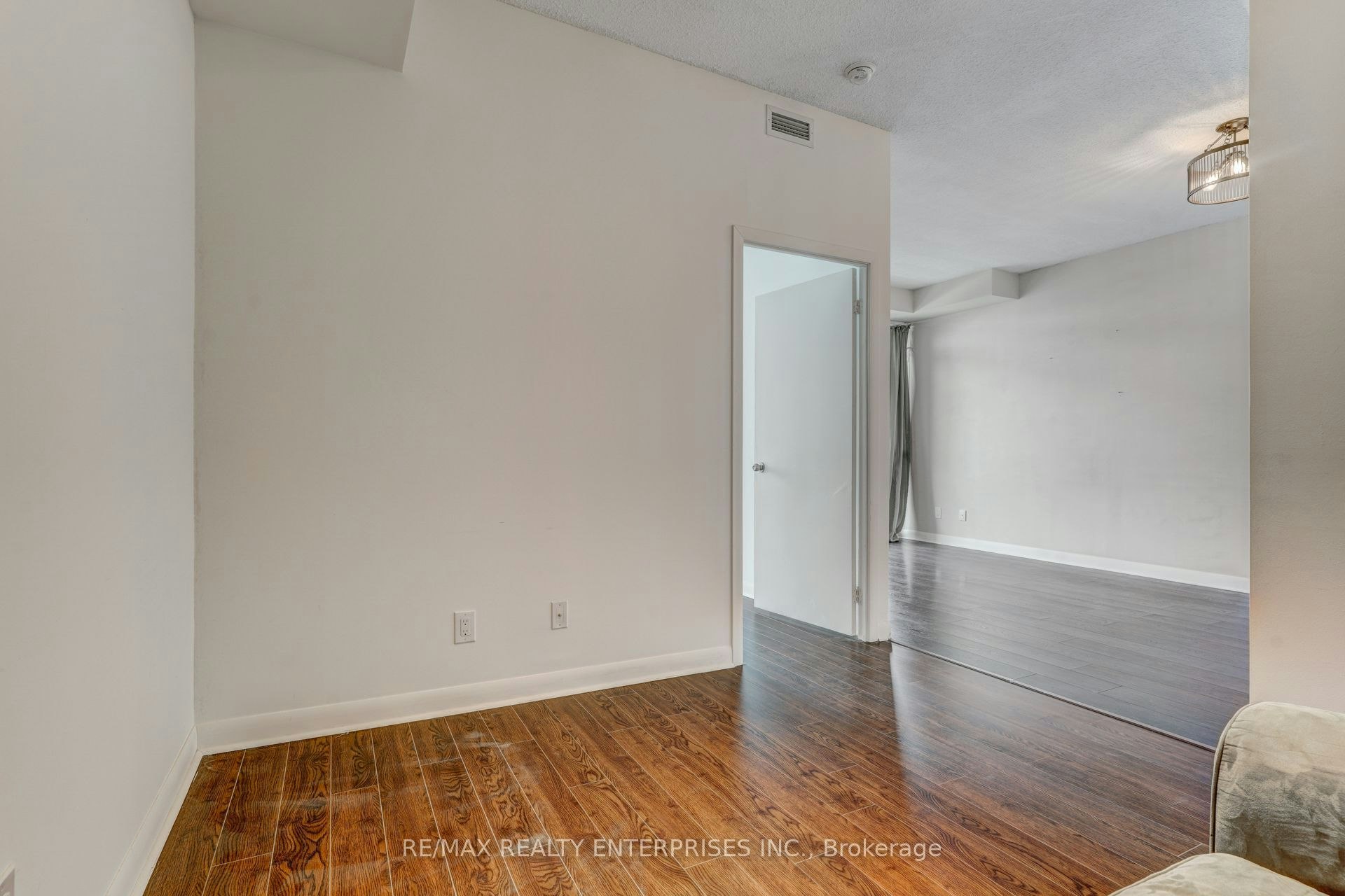 1015-525 Wilson Avenue, Toronto, ON, M3H 0A7 - 13