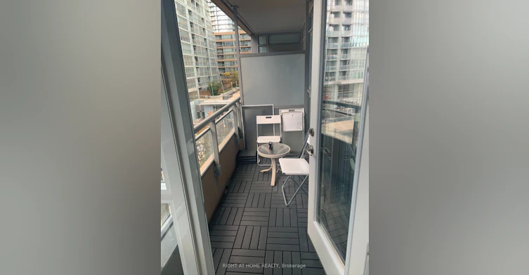 549-151 Dan Leckie Way, Toronto, ON, M5V 4B2 - 10