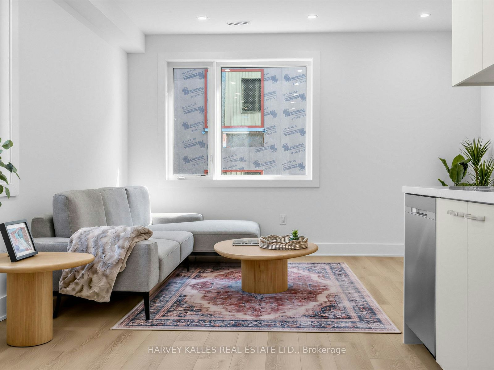 3a-45 Bellevue Avenue, Toronto, ON, M5T 2N5 - 8