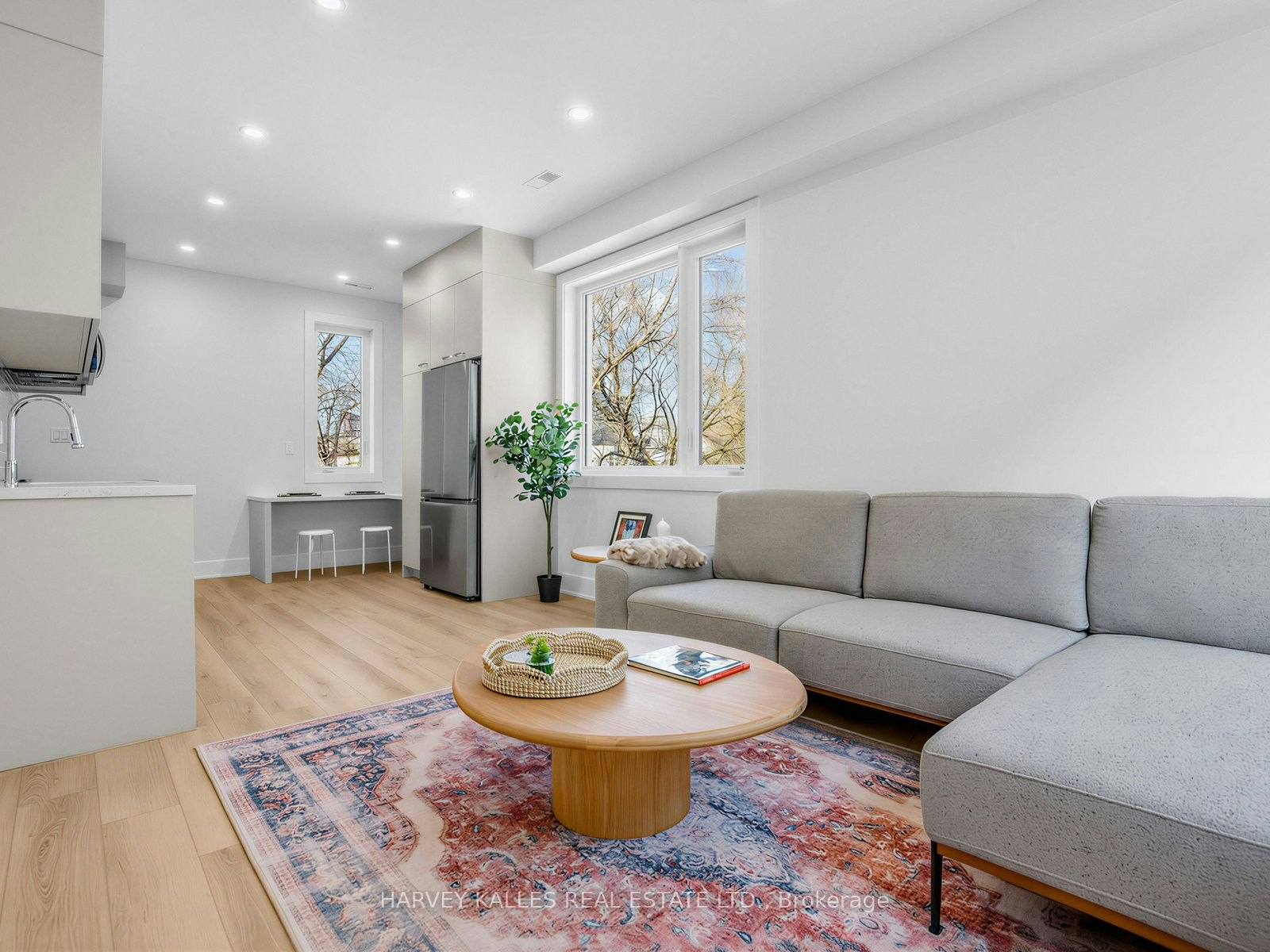 3a-45 Bellevue Avenue, Toronto, ON, M5T 2N5 - 5