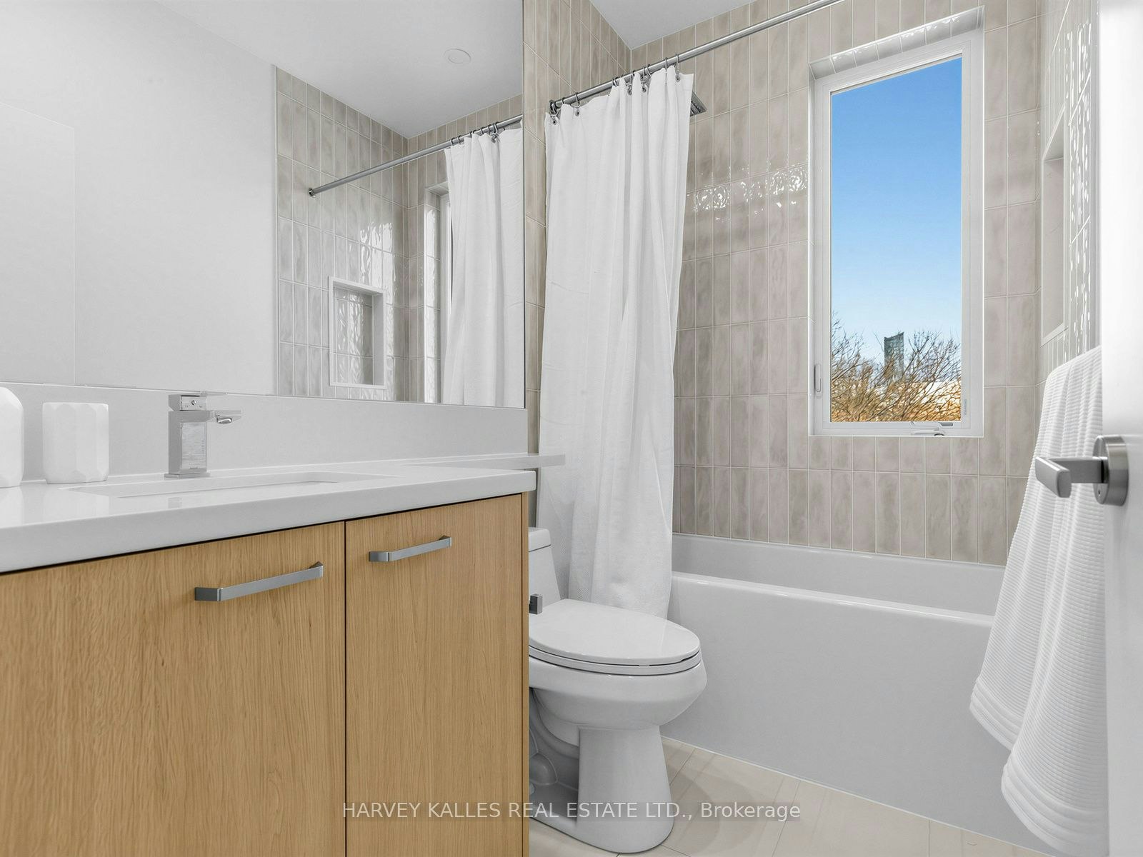 3a-45 Bellevue Avenue, Toronto, ON, M5T 2N5 - 22