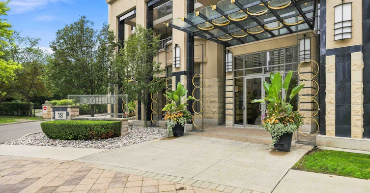 212-18 Kenaston Gardens, Toronto, ON, M2K 3C7