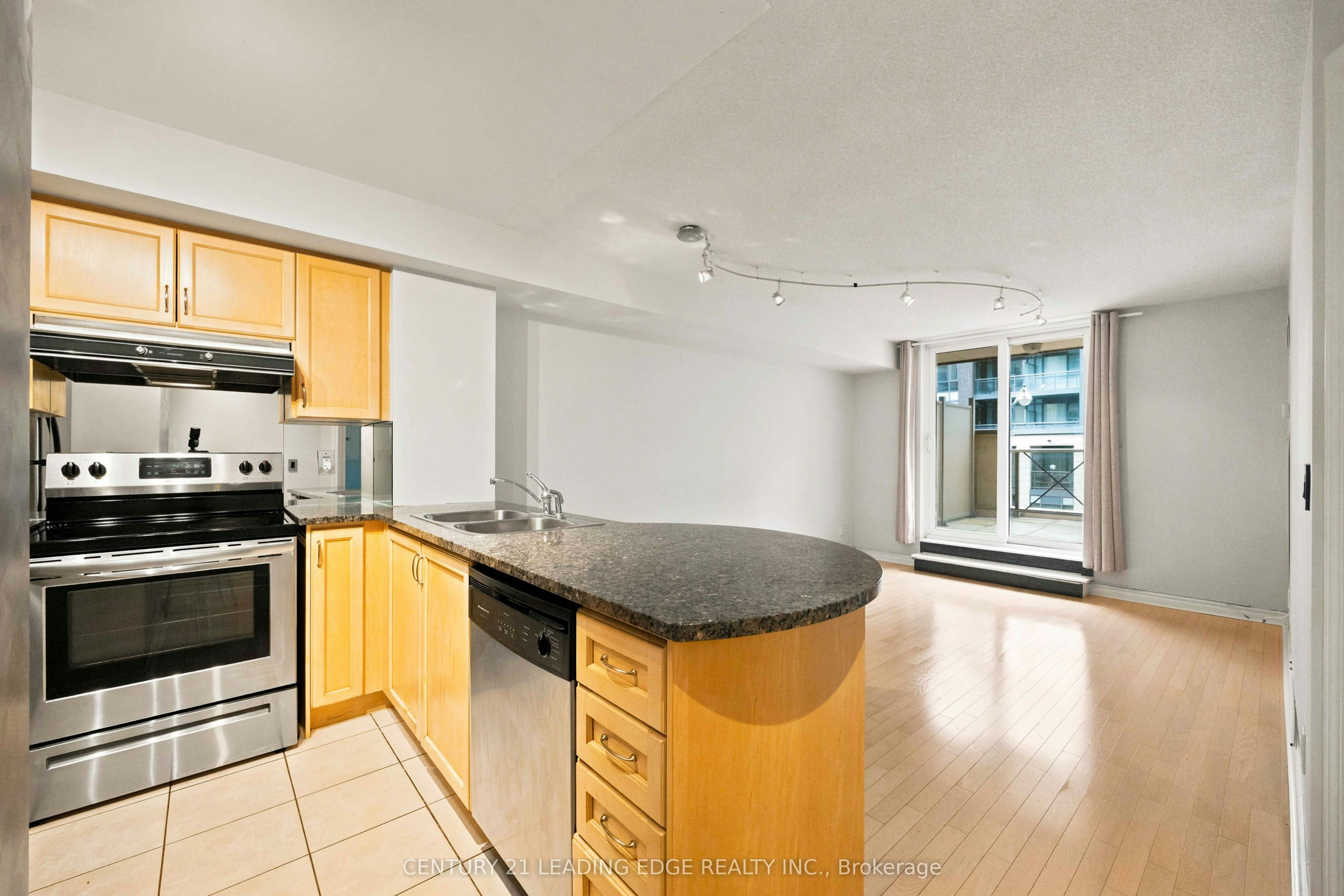 212-18 Kenaston Gardens, Toronto, ON, M2K 3C7 - 22