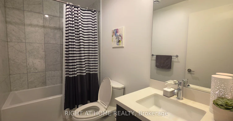N525-120 Bayview Avenue, Toronto, ON, M5A 0G4 - 12