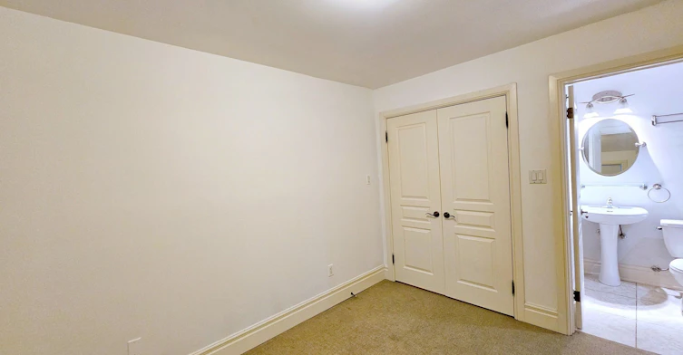 Basement 2-22 Roberta Drive, Toronto, ON, M6A 2J5 - 8