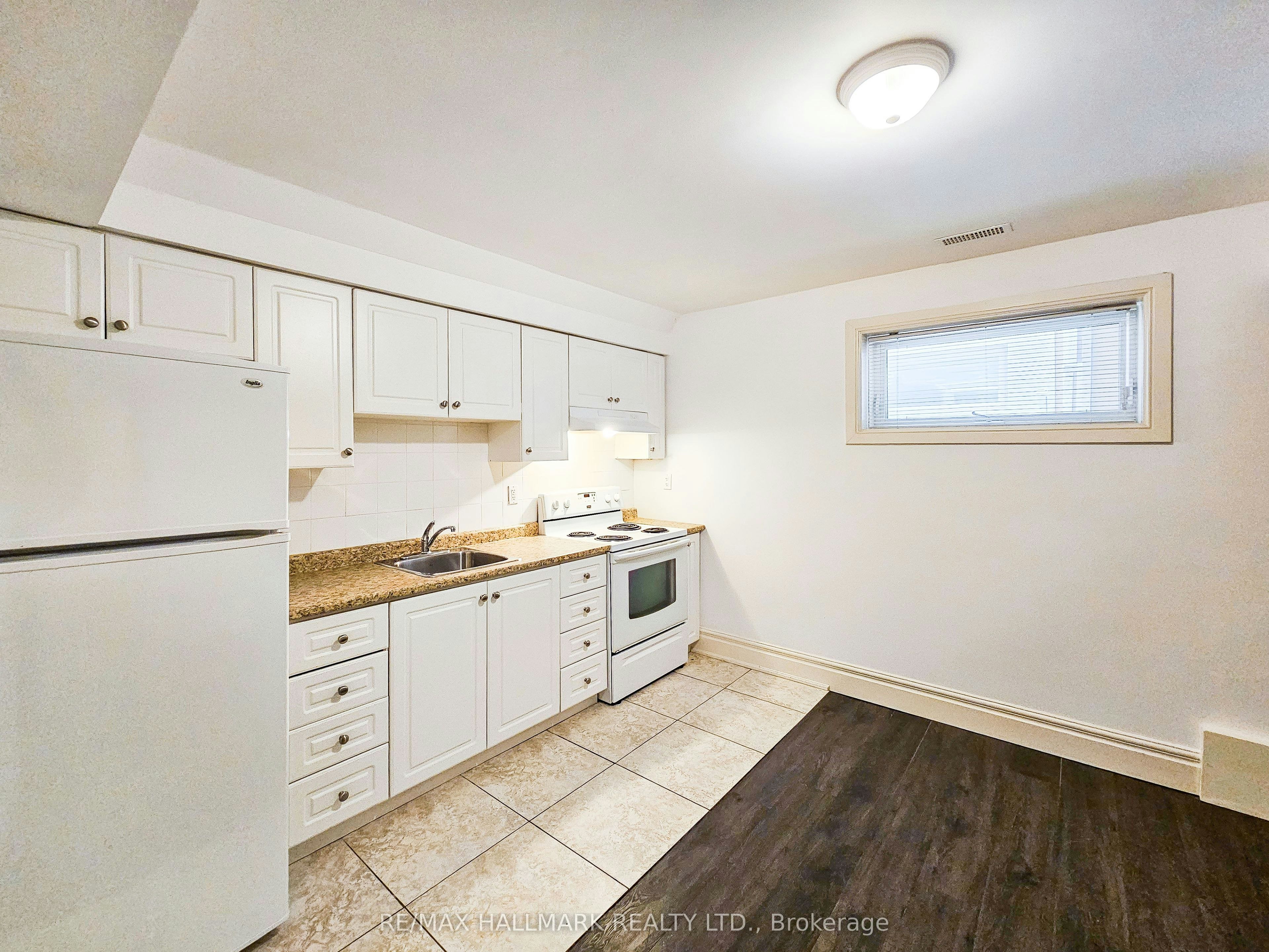 Basement 2-22 Roberta Drive, Toronto, ON, M6A 2J5