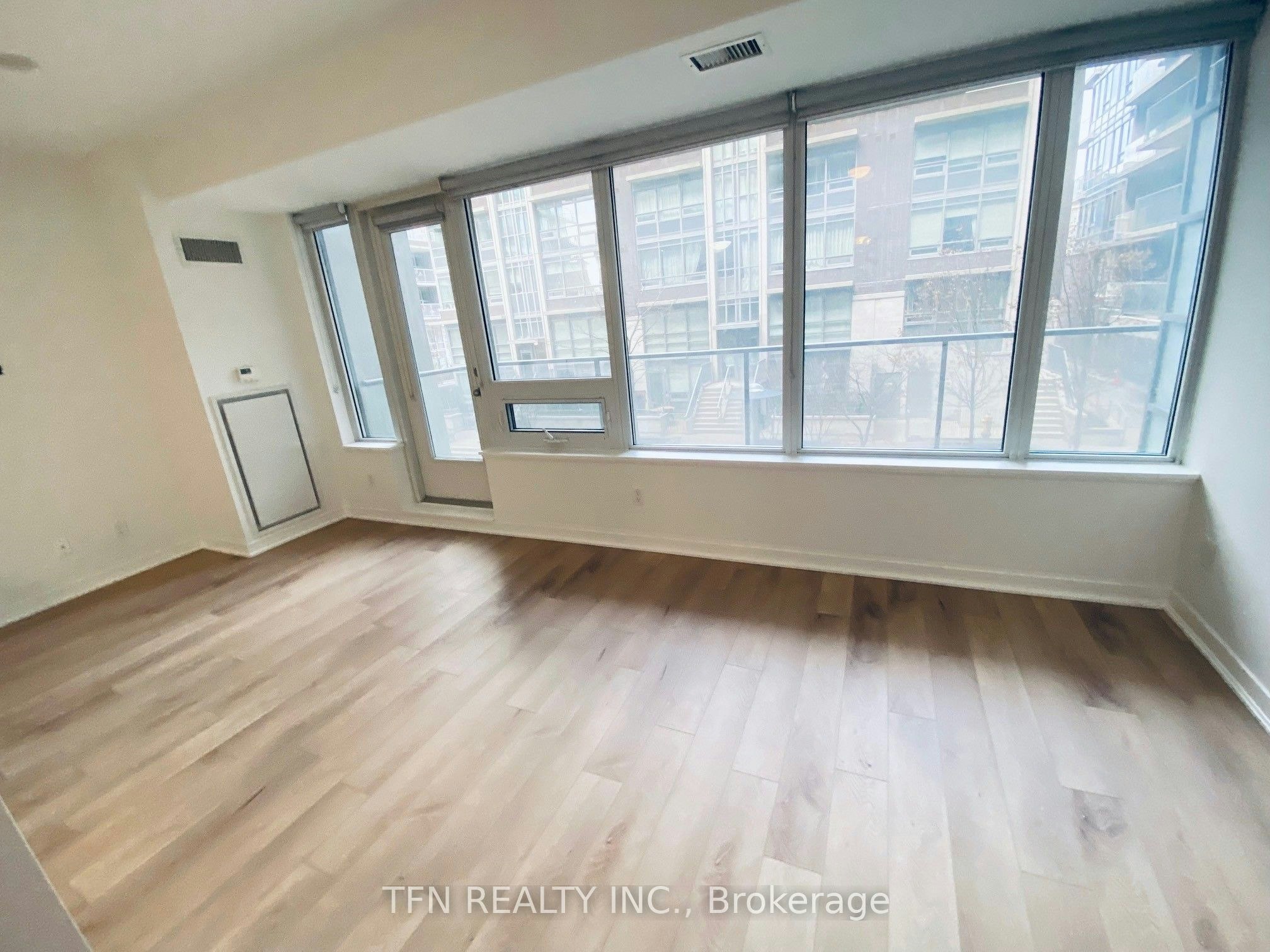 211-55 East Liberty Street, Toronto, ON, M6K 3P9 - 4
