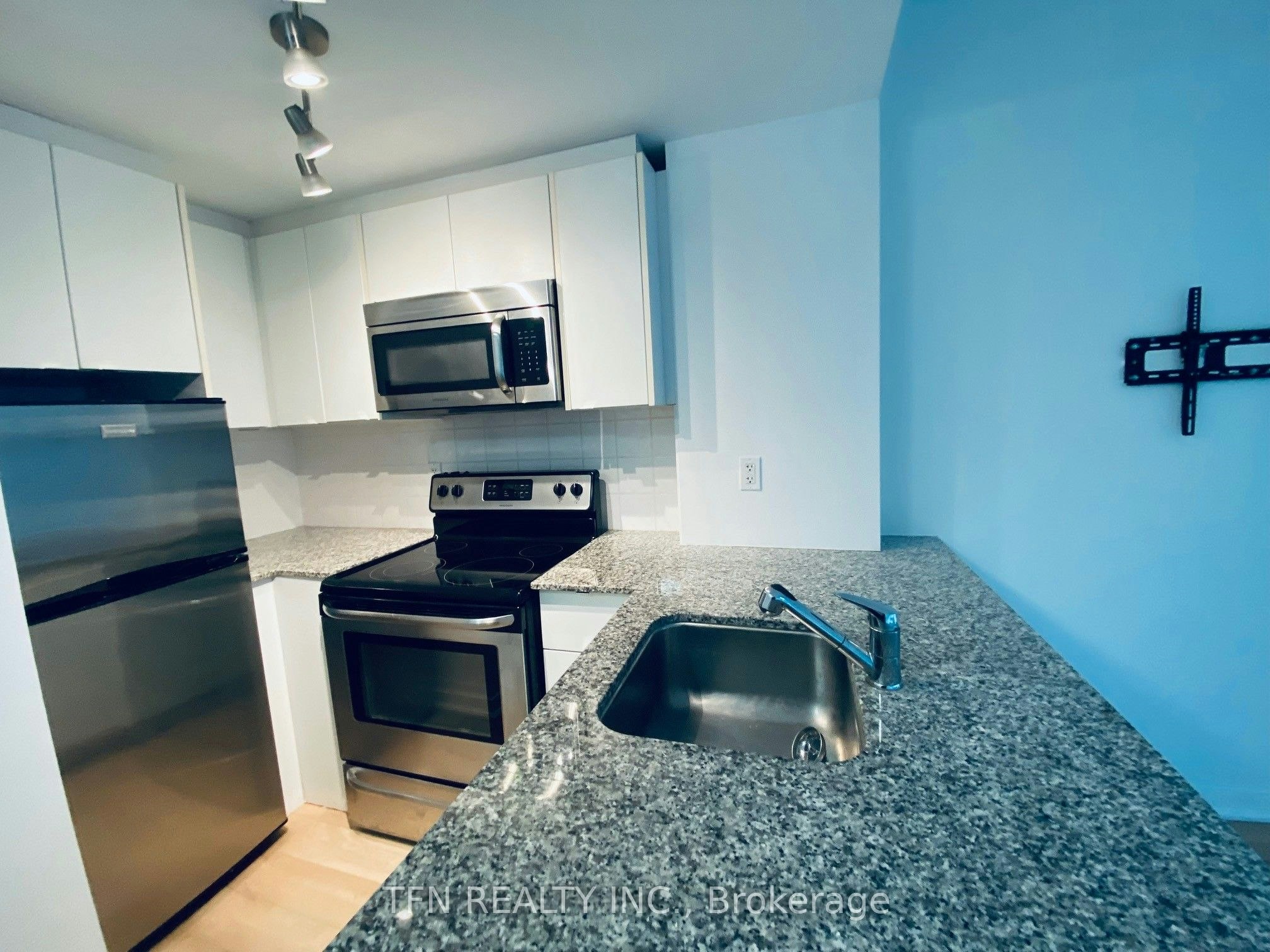 211-55 East Liberty Street, Toronto, ON, M6K 3P9 - 7