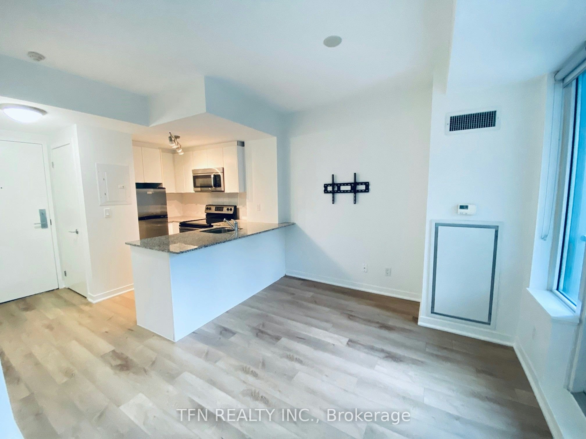 211-55 East Liberty Street, Toronto, ON, M6K 3P9 - 6