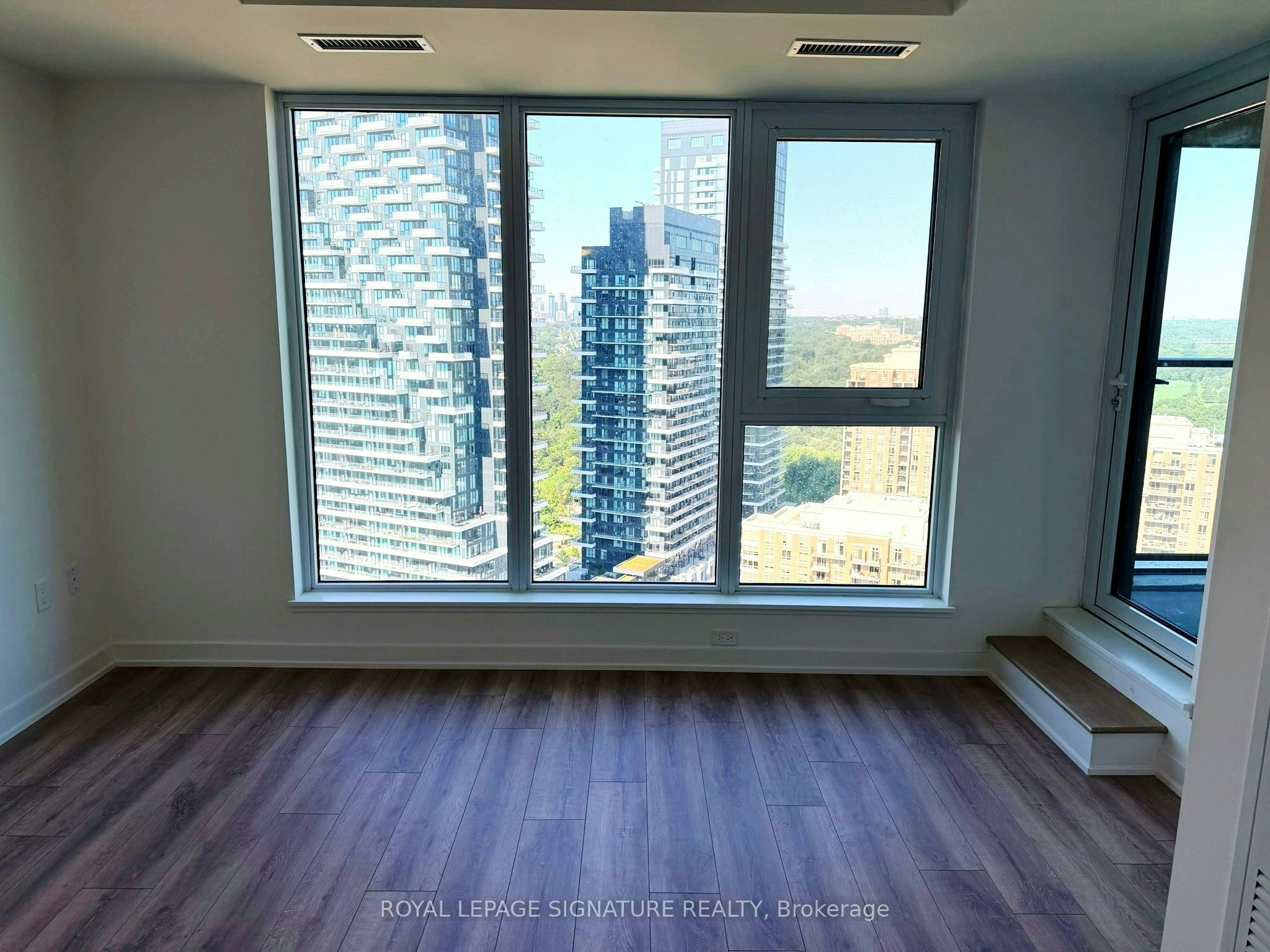 2517-1 Quarrington Lane, Toronto, ON, M3C 0S4 - 10