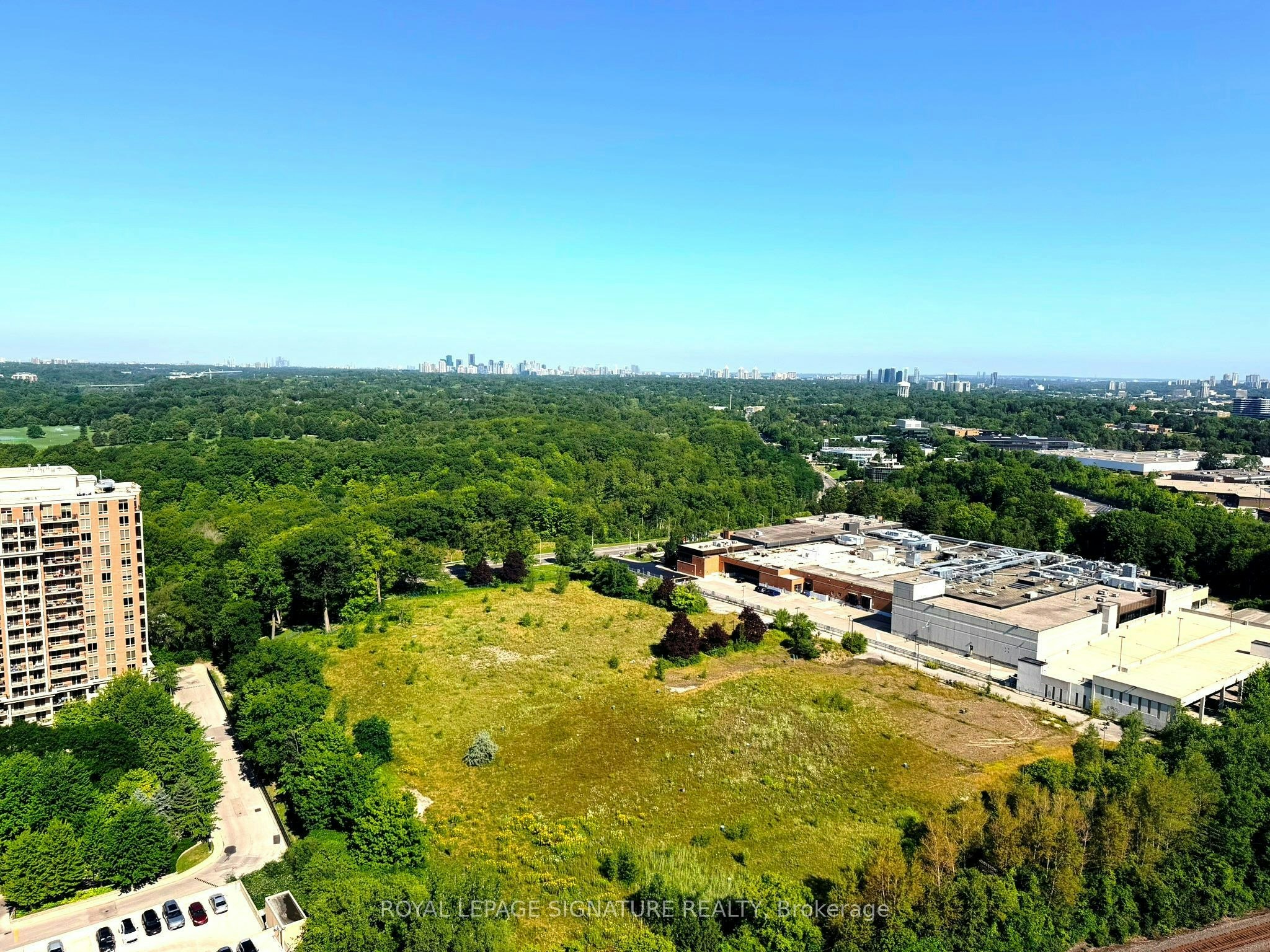 2517-1 Quarrington Lane, Toronto, ON, M3C 0S4 - 25