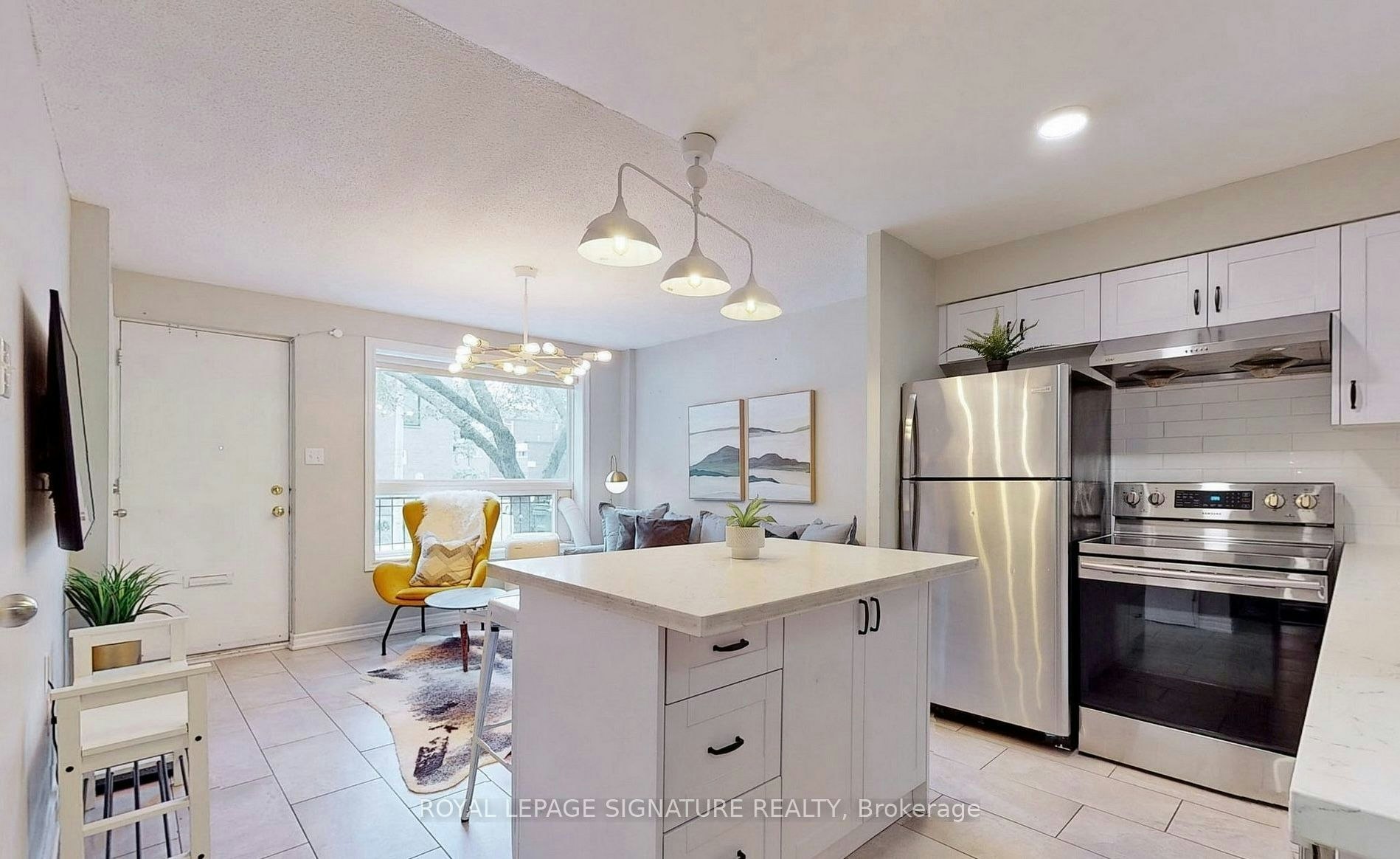 A-61 Cameron Street, Toronto, ON, M5T 2H1 - 2