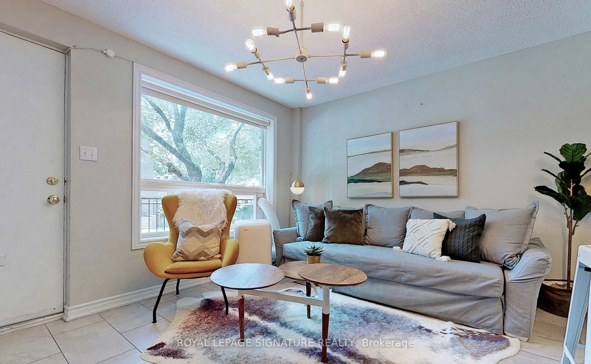 A-61 Cameron Street, Toronto, ON, M5T 2H1 - 4